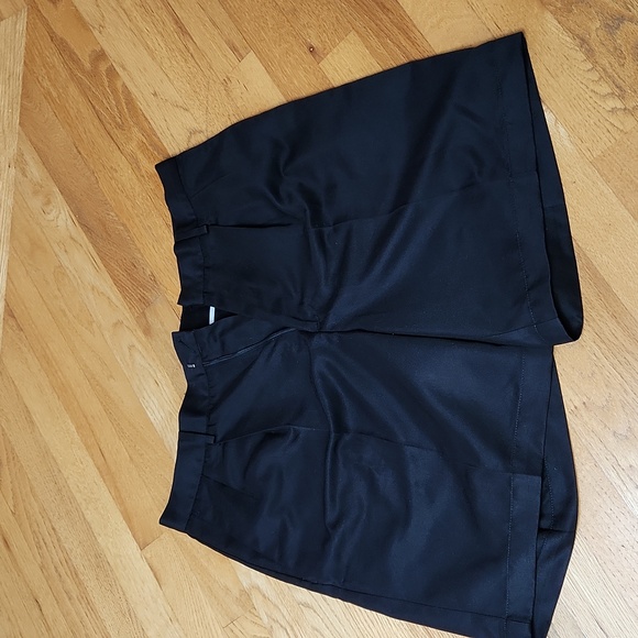 Dockers Shorts - Picture 1 of 4